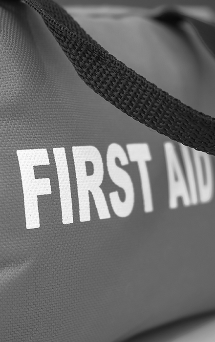 https://pushacademies.com/wp-content/uploads/2020/02/home-first-aid-bag.jpg